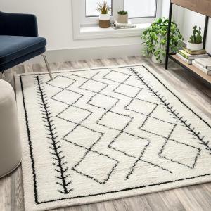 Flash Furniture Roxy Geometric Style Bohemian Shag Area Rug with Jute and Polyester Backing – 8′ x 10′ – Ivory(Ivory/Black)